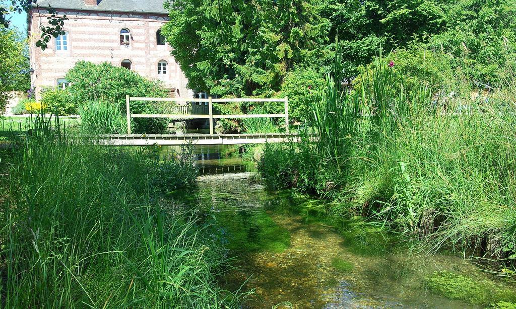 Gite De L'Ancien Moulin Valmont  Exterior foto